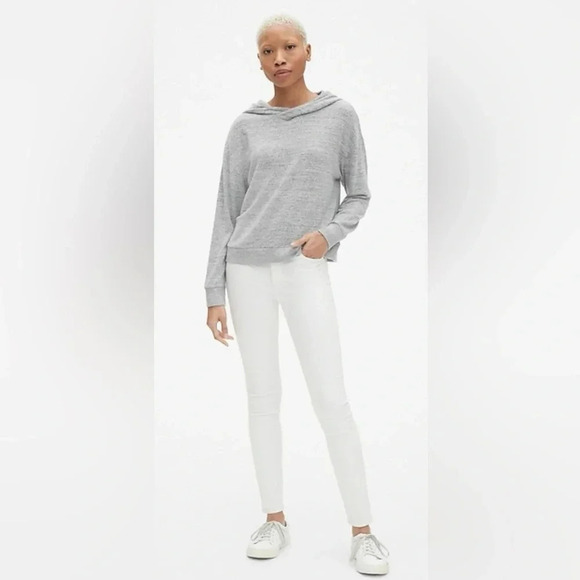 GAP | Softspun Pullover Hoodie - Picture 1 of 8